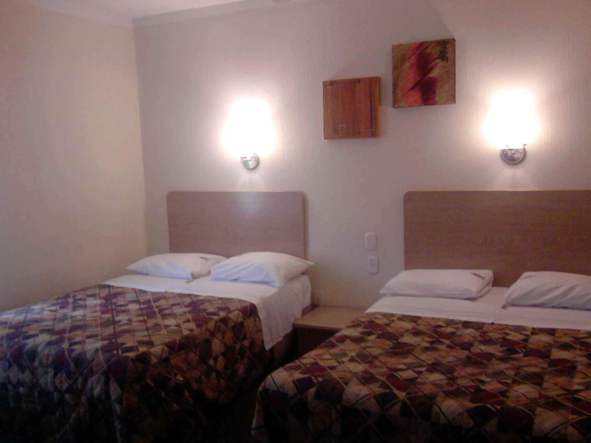 Hotel Castilla Y Leon Guadalajara Ngoại thất bức ảnh