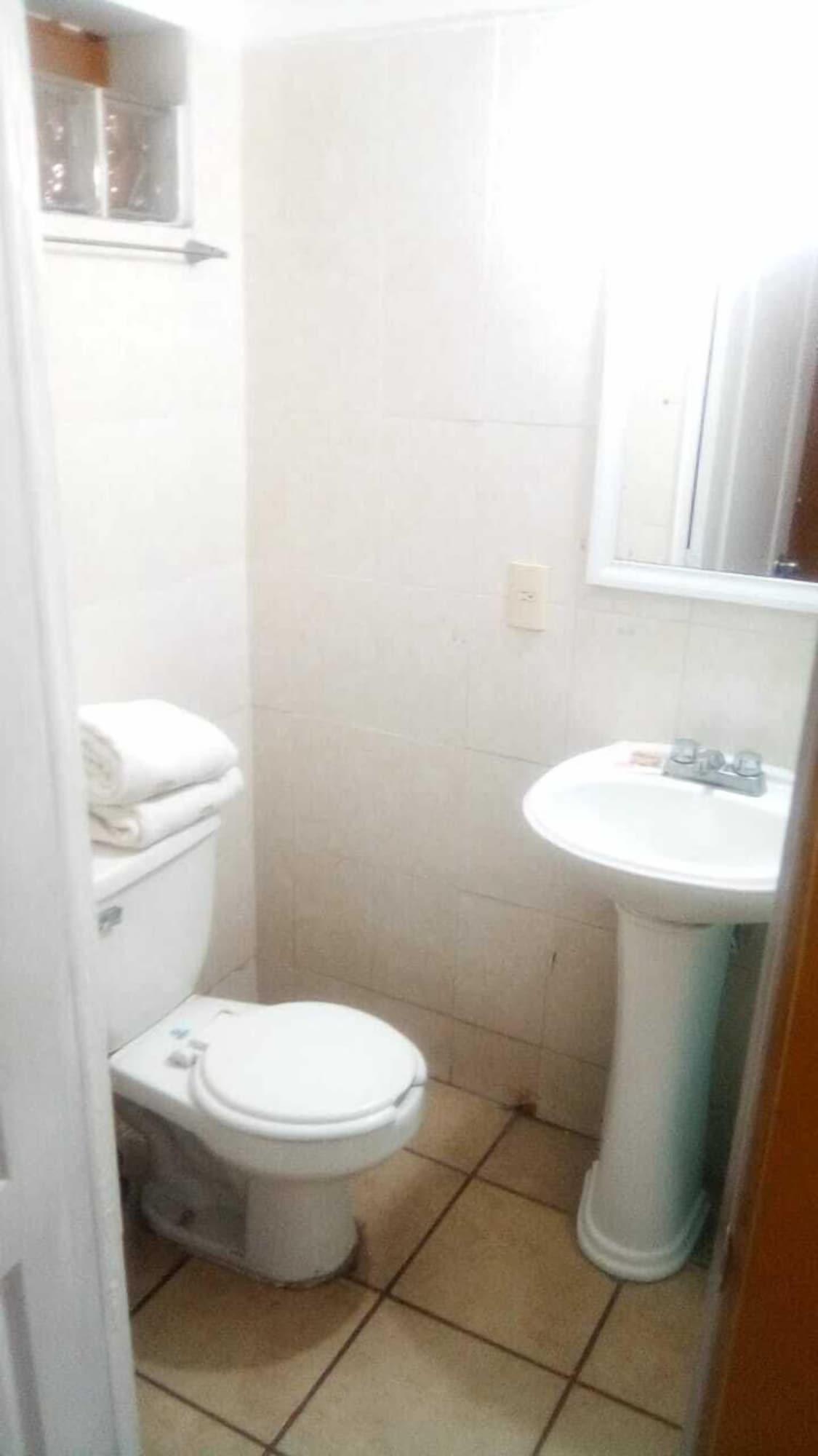 Hotel Castilla Y Leon Guadalajara Ngoại thất bức ảnh